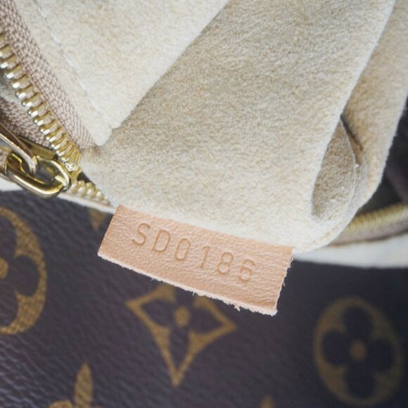 Louis Vuitton  Artsy MM Monogram Canvas Shoulder Bag Brown - Picture 13 of 13